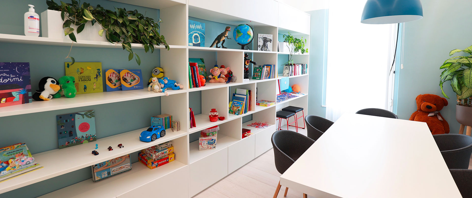 Ampio salotto di Ronald McDonald Family Room&reg; Alessandria